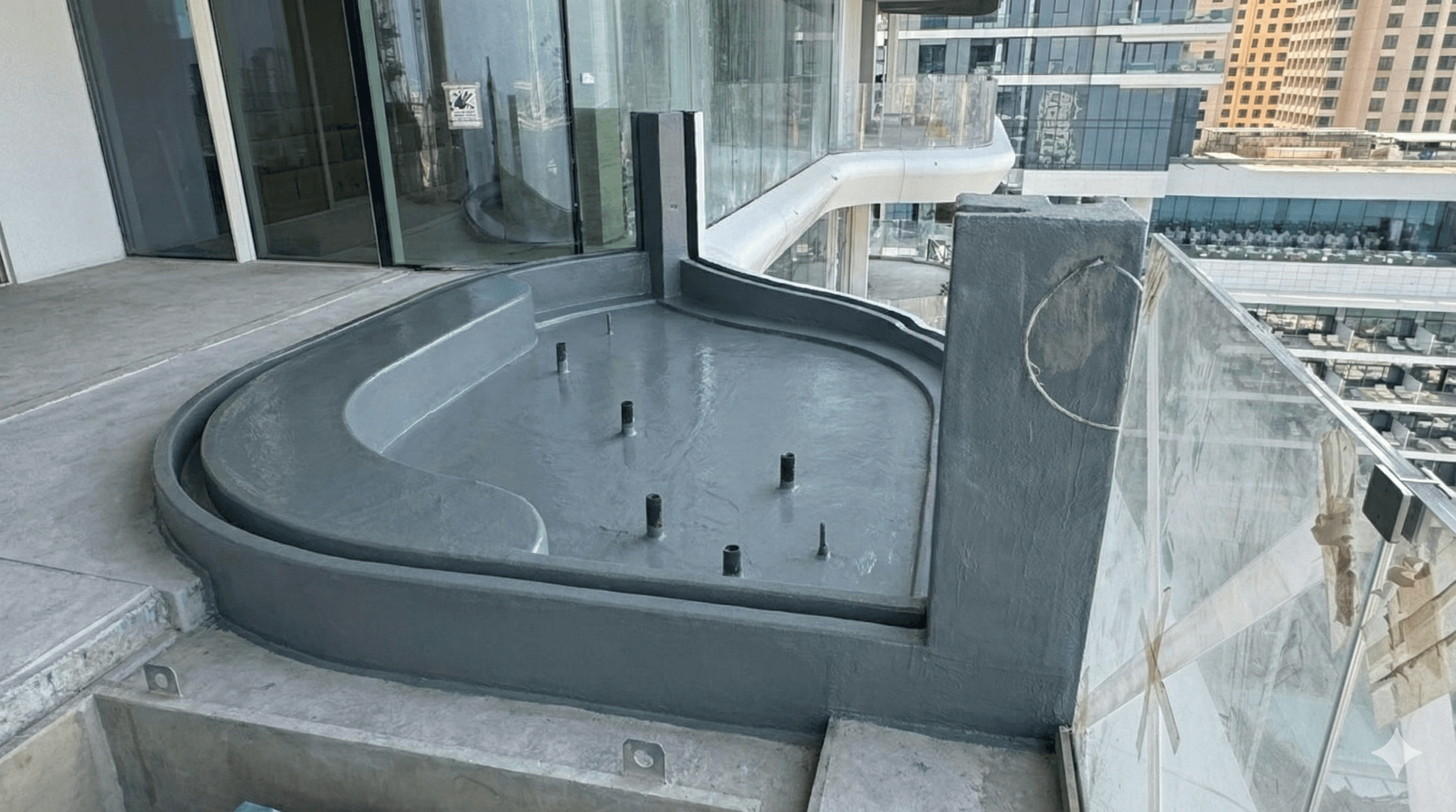 Betonarme Havuz Kesiti